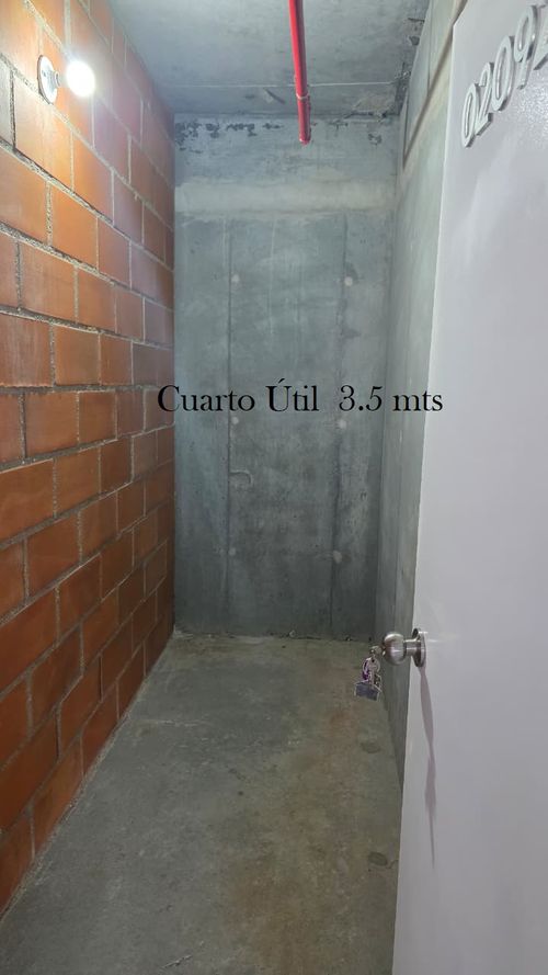 Apartamento de 3 alcobas en venta en Ditaires, Itagüí, 86 m² · foto 12 de 12