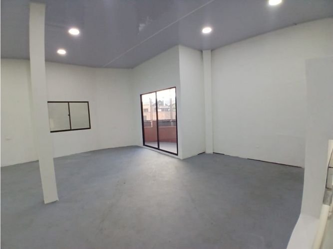 Oficina en arriendo en Mesa, Envigado, 250 m² · foto 11 de 24