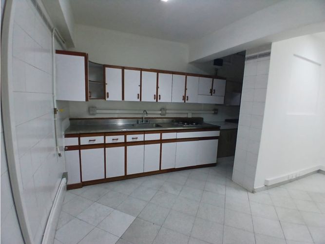 Oficina en arriendo en Mesa, Envigado, 250 m² · foto 12 de 24