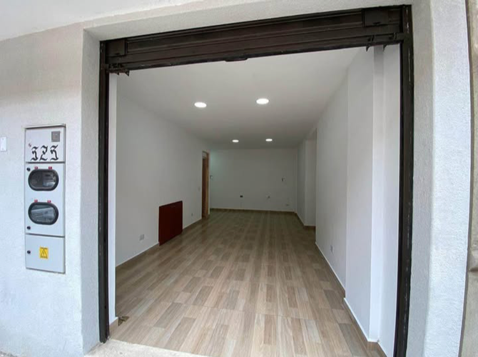 Local en arriendo en Mesa, Envigado, 28 m² · foto 2 de 8