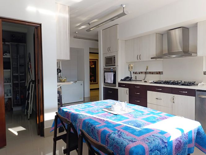 Apartamento de 4 alcobas en venta en El Poblado, Medellín, 400 m² · foto 13 de 20