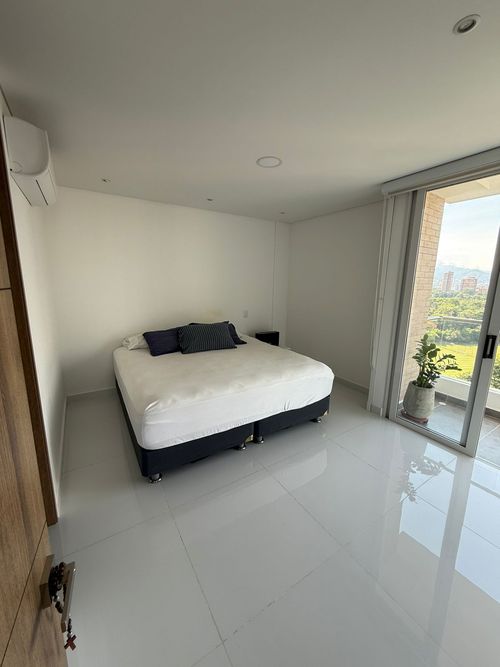 Apartamento de 3 alcobas en venta en Ciudad Jardin, Cali, 164 m² · foto 12 de 20