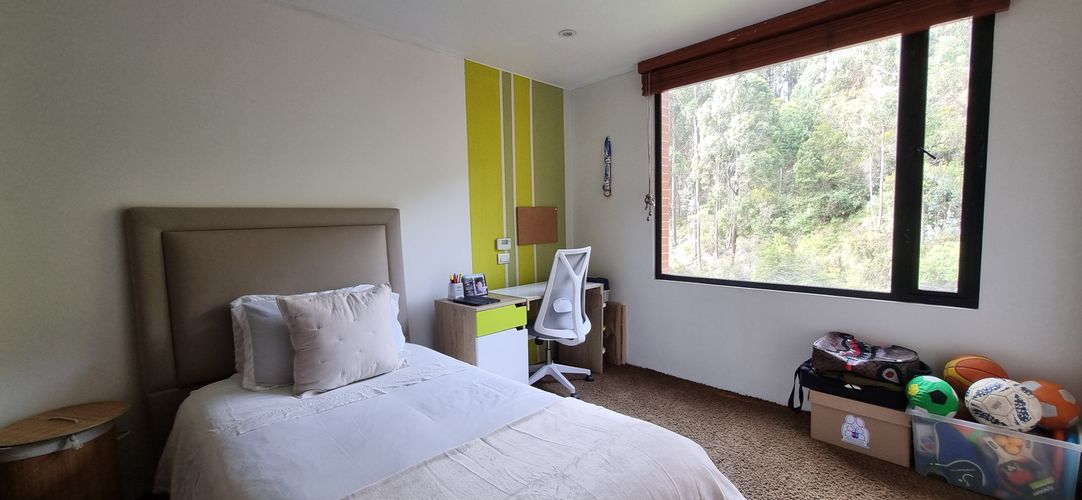 Apartamento de 3 alcobas en venta en Sierras Del Moral, Bogotá, 209 m² · foto 20 de 23