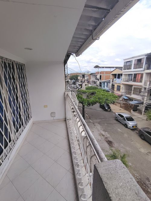 Casa de 11 alcobas en venta en Santa Fe, Cali, 432 m² · foto 6 de 10