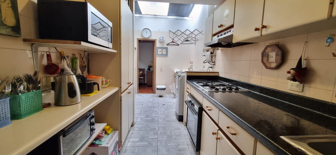 Apartamento de 4 alcobas en venta en Cedritos, Bogotá, 196 m² · foto 4 de 21