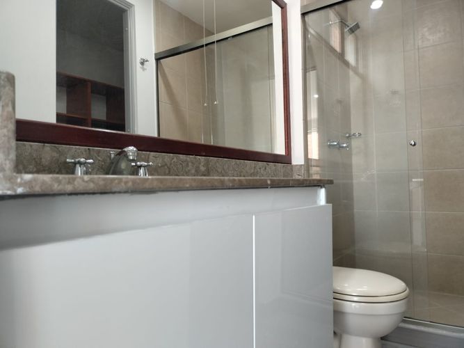 Apartamento de 2 alcobas en arriendo en La Aguacatala, Medellín, 104 m² · foto 12 de 14
