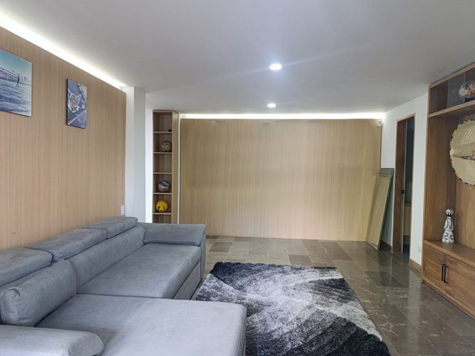 Casa de 4 alcobas en venta en San Lucas, Medellín, 300 m² · foto 2 de 20
