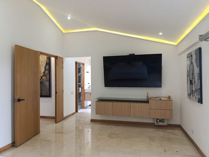 Casa de 4 alcobas en venta en San Lucas, Medellín, 300 m² · foto 12 de 20