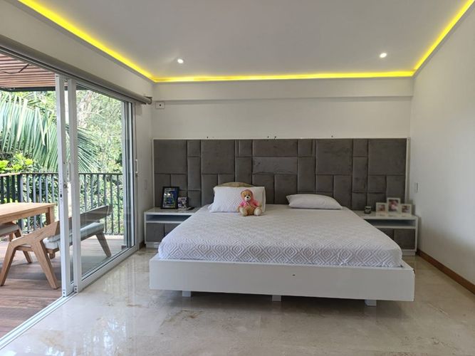Casa de 4 alcobas en venta en San Lucas, Medellín, 300 m² · foto 10 de 20