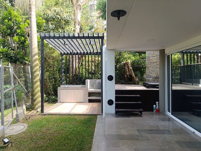 Casa de 4 alcobas en venta en San Lucas, Medellín, 300 m² · foto 20 de 20