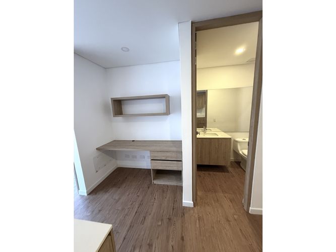 Apartaestudio en venta en Santa Barbara, Bogotá, 60 m² · foto 3 de 19
