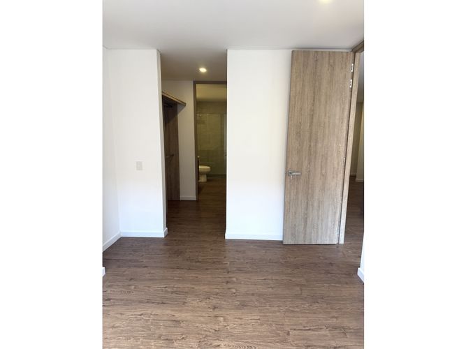 Apartaestudio en venta en Santa Barbara, Bogotá, 60 m² · foto 10 de 19