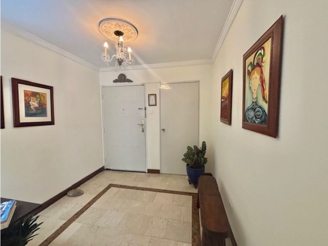 Apartamento de 3 alcobas en venta en Arboledas, Cali, 157 m² · foto 13 de 24