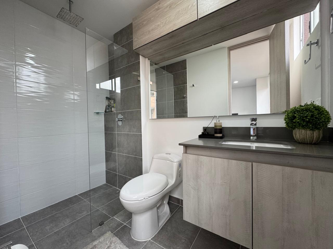 Apartamento en venta en Camino Verde, Envigado · foto 7 de 9