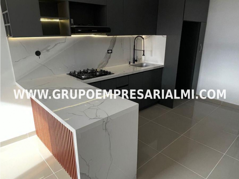 Apartment for sale in Villa hermosa, Medellín 2
