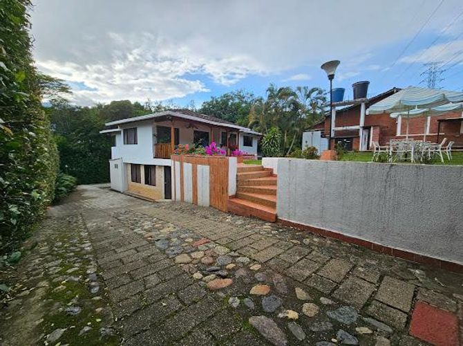 Casa de 5 alcobas en venta en La Buitrera, Cali, 400 m² · foto 6 de 24