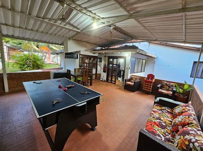 Casa de 5 alcobas en venta en La Buitrera, Cali, 400 m² · foto 10 de 24