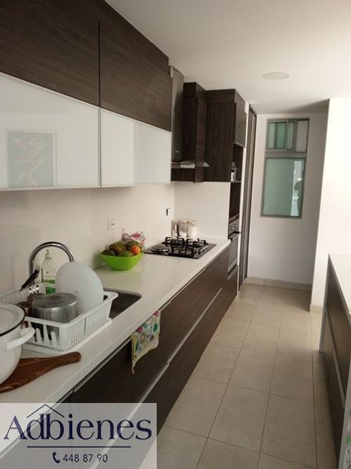 Apartamento de 3 alcobas en venta en Laureles, Medellín, 160 m² · foto 13 de 22