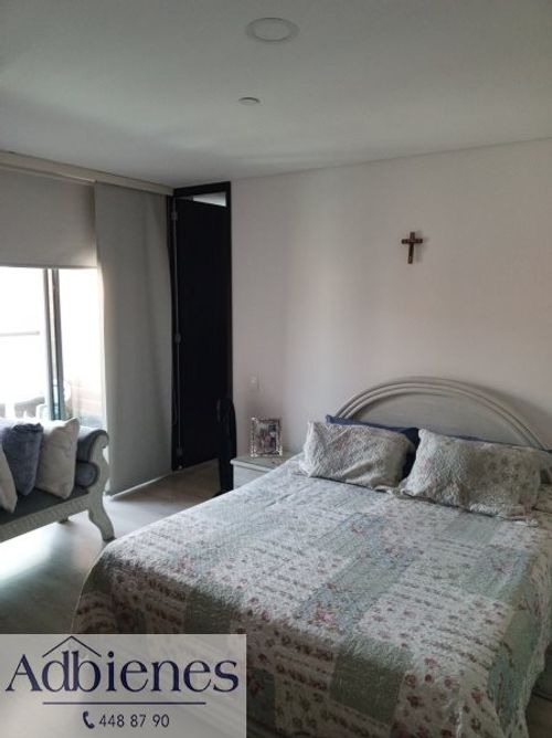 Apartamento de 3 alcobas en venta en Laureles, Medellín, 160 m² · foto 15 de 22