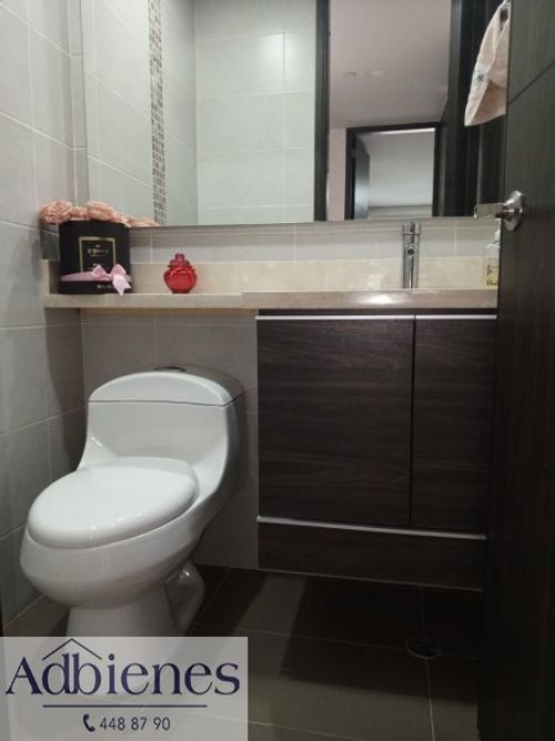 Apartamento de 3 alcobas en venta en Laureles, Medellín, 160 m² · foto 16 de 22