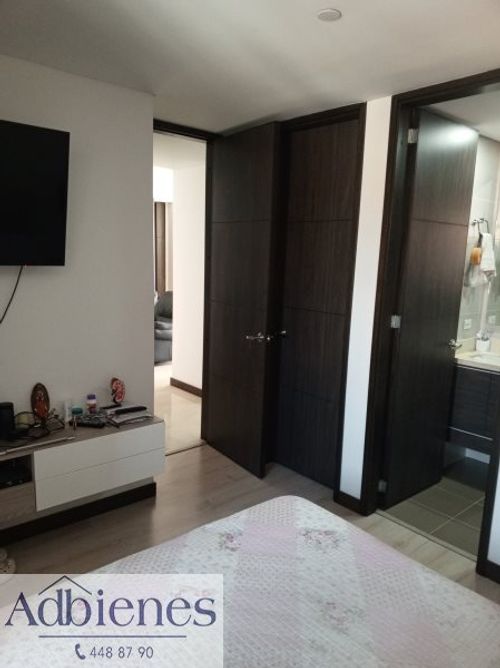 Apartamento de 3 alcobas en venta en Laureles, Medellín, 160 m² · foto 19 de 22