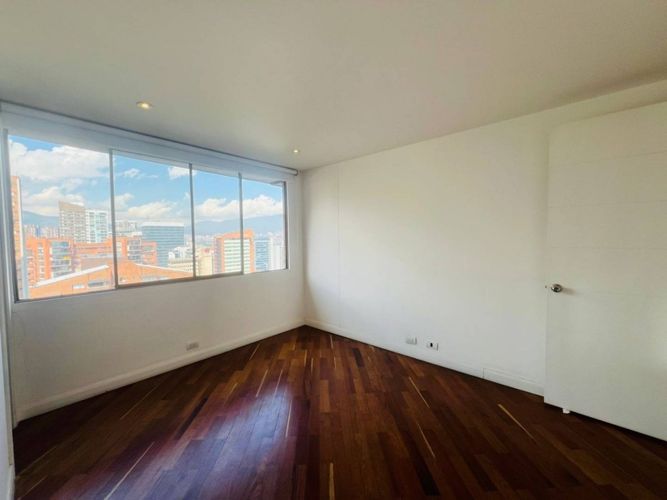 Apartamento de 2 alcobas en arriendo en Patio Bonito, Medellín, 190 m² · foto 13 de 22