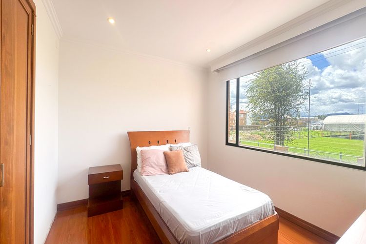 Casa de 3 alcobas en venta en Santa Cecilia Iii, Chía, 270 m² · foto 10 de 16