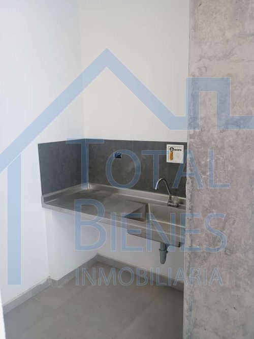 Local en arriendo en San Isidro, Itagüí, 42 m² · foto 4 de 8