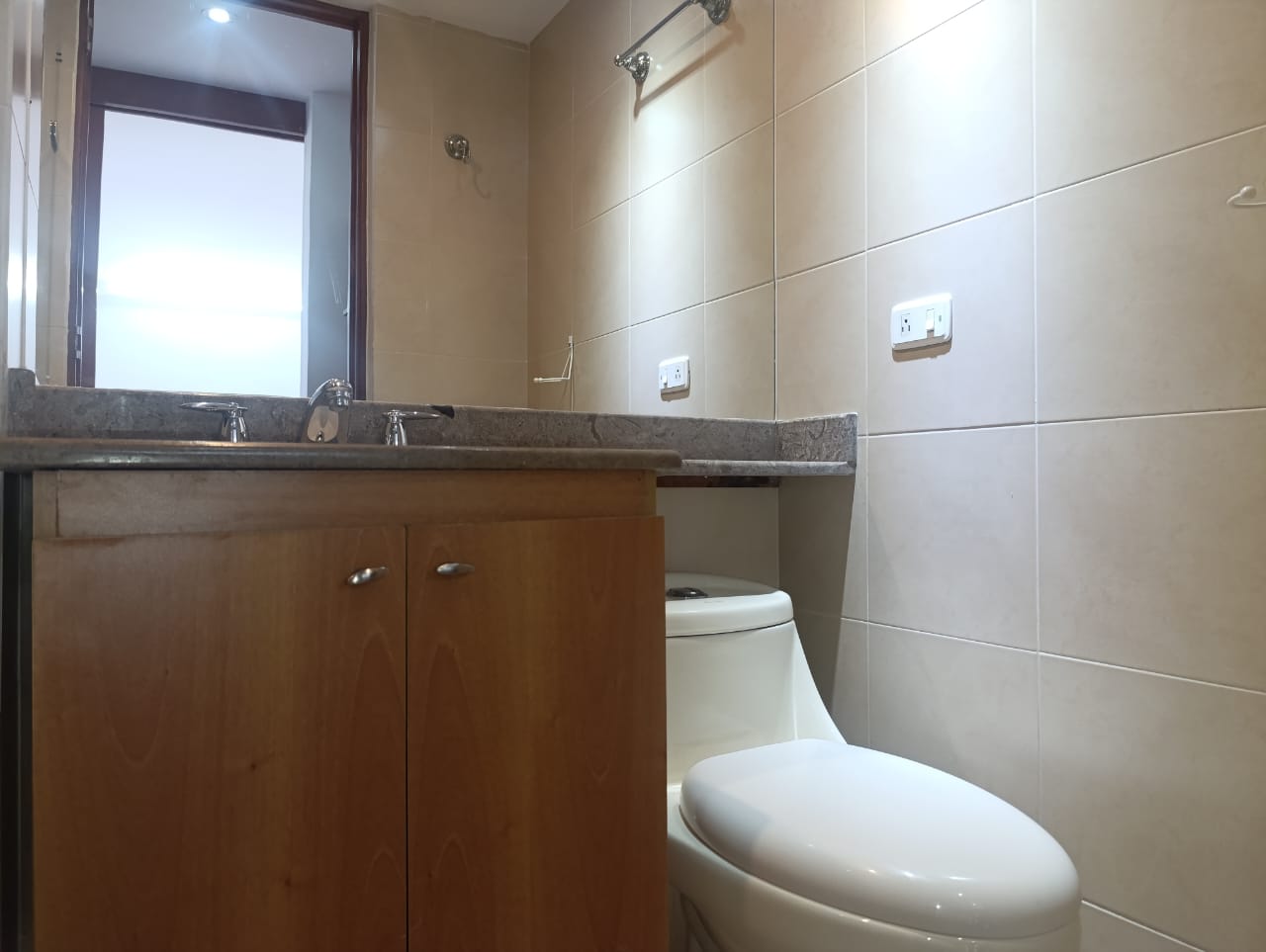 Apartamento en venta en El Poblado, Medellín · foto 20 de 20