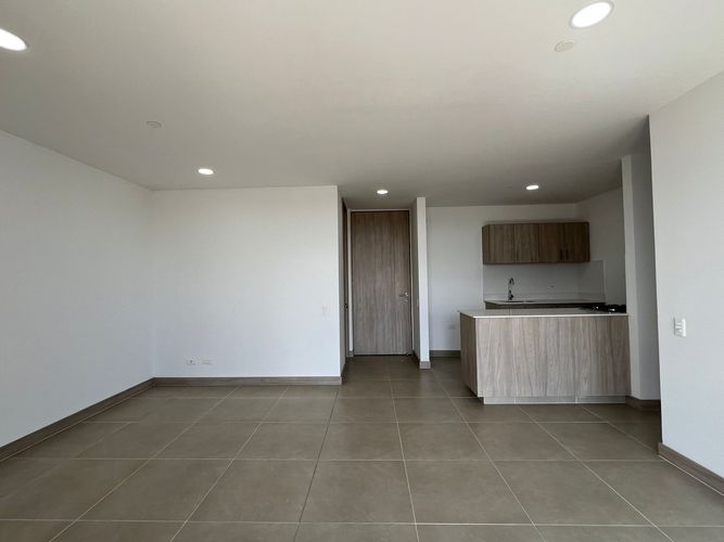 Apartamento de 2 alcobas en venta en Ub. La Pereira, Rionegro, 73 m² · foto 5 de 11