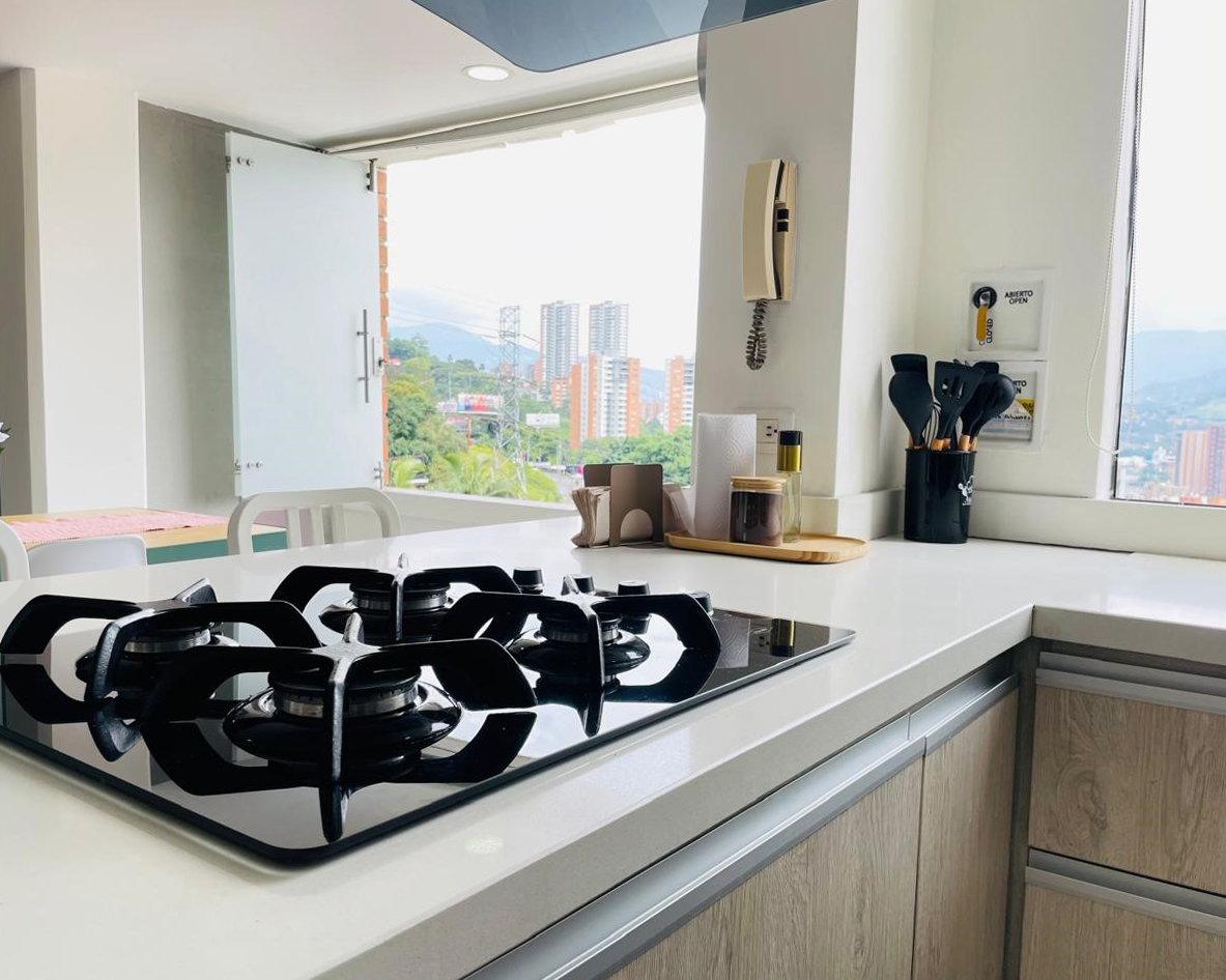 Apartamento en venta en El Poblado, Medellín · foto 6 de 12