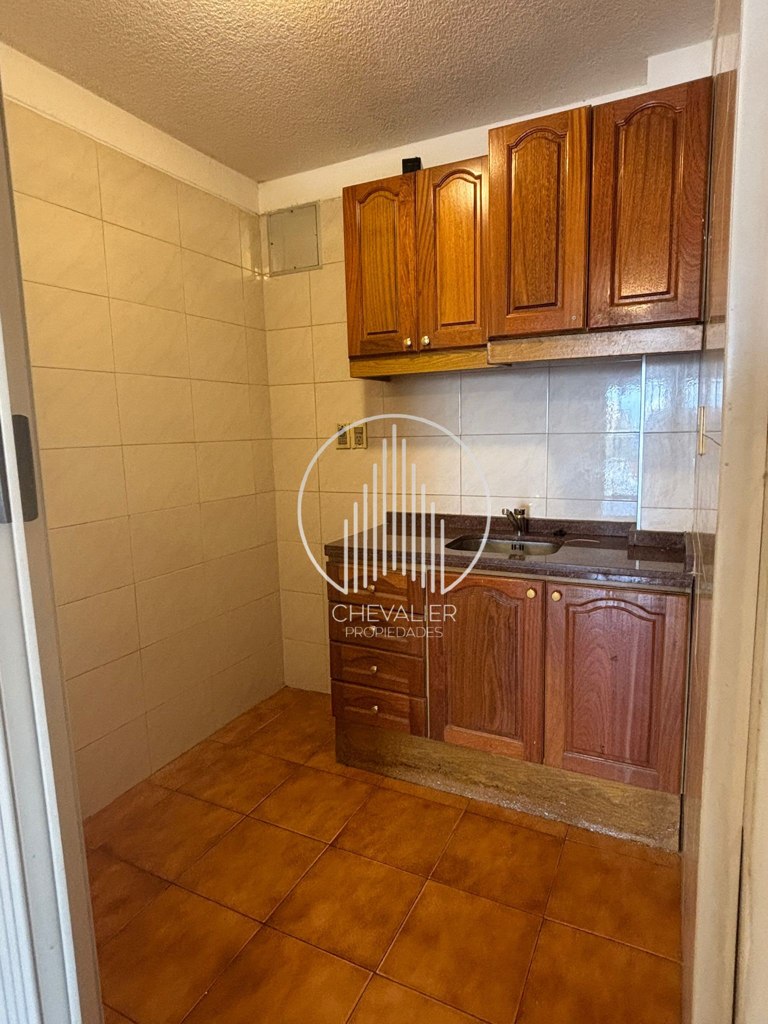 3289 / ILUMINADO MONOAMBIENTE CON DIVISIONES Y BUEN BALCON / POCITOS · Foto 12