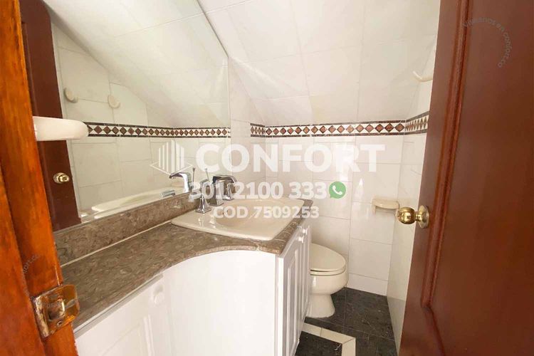 Apartamento de 4 alcobas en arriendo en Las Acacias, Medellín, 185 m² · foto 8 de 24