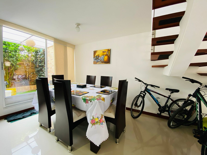 Casa de 3 alcobas en venta en Pinares, Chía, 178 m² · foto 4 de 24
