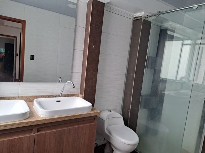 Casa de 4 alcobas en venta en Popular Modelo, Bogotá, 193 m² · foto 14 de 19