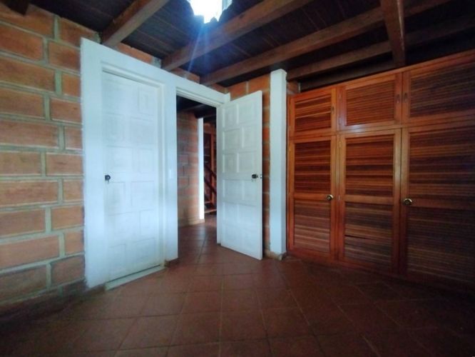 Finca en venta en San Jose, Guarne, 270 m² · foto 12 de 24
