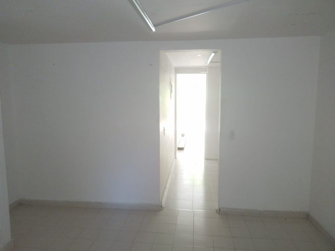 Oficina en arriendo en San Lucas, Medellín, 160 m² · foto 6 de 9