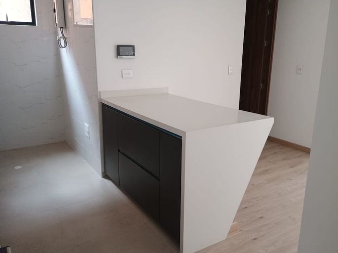 Apartamento de 2 alcobas en venta en Quinta Paredes, Bogotá, 81 m² · foto 14 de 24