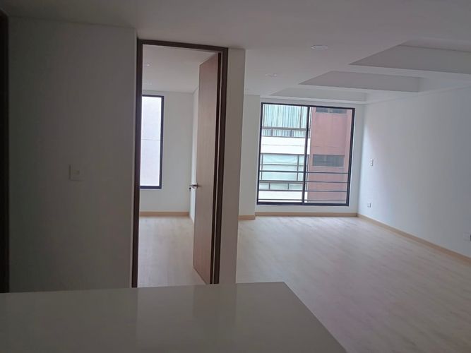 Apartamento de 2 alcobas en venta en Quinta Paredes, Bogotá, 81 m² · foto 19 de 24