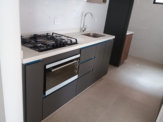 Apartamento de 2 alcobas en venta en Quinta Paredes, Bogotá, 81 m² · foto 12 de 24