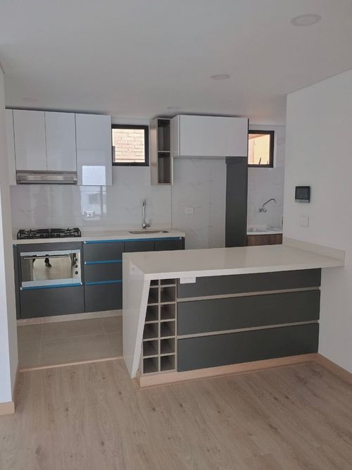 Apartamento de 2 alcobas en venta en Quinta Paredes, Bogotá, 81 m² · foto 16 de 24