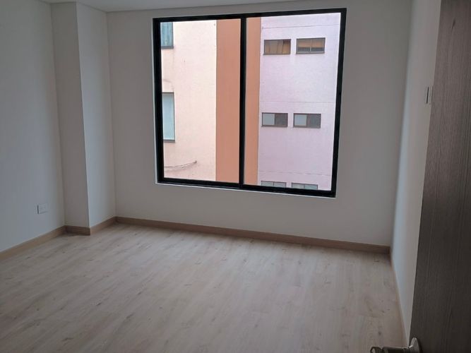 Apartamento de 2 alcobas en venta en Quinta Paredes, Bogotá, 81 m² · foto 23 de 24