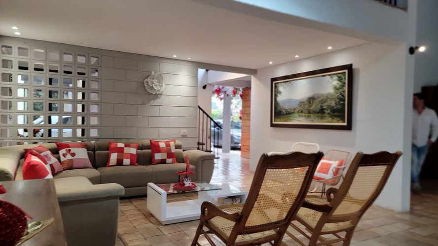 Casa de 4 alcobas en venta en Las Mercedes, Jamundí, 1697 m² · foto 5 de 24