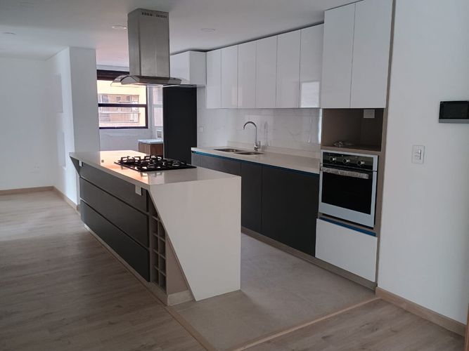 Apartamento en venta en Quinta Paredes, Bogotá · foto 16 de 24