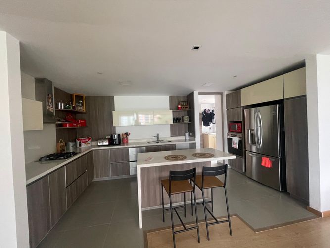 Apartamento de 4 alcobas en venta en Loma Del Esmeraldal, Envigado, 167 m² · foto 6 de 15