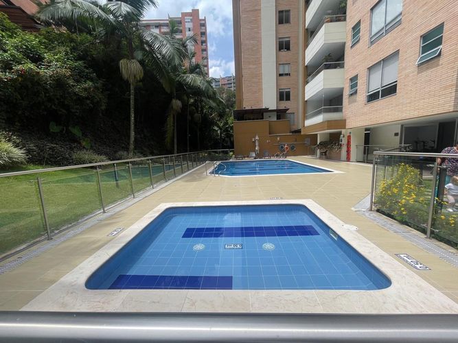 Apartamento de 4 alcobas en venta en Loma Del Esmeraldal, Envigado, 167 m² · foto 14 de 15