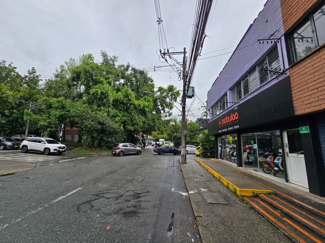 Local en venta en San Diego, Medellín, 205 m² · foto 6 de 8