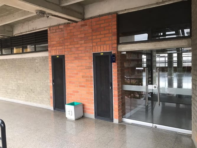 Oficina en arriendo en El Poblado, Medellín, 757 m² · foto 6 de 6
