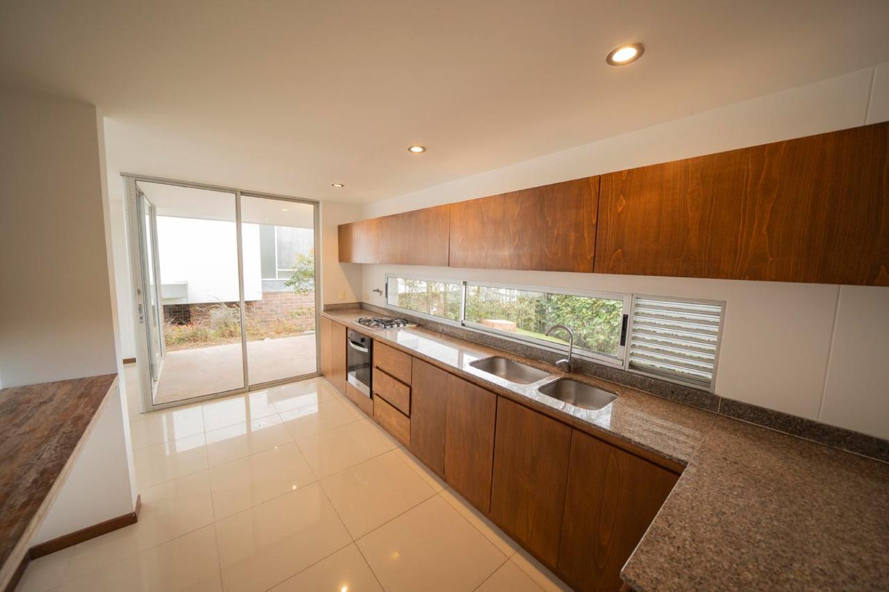 3BR House in Santa Elena (165 m²) - 3