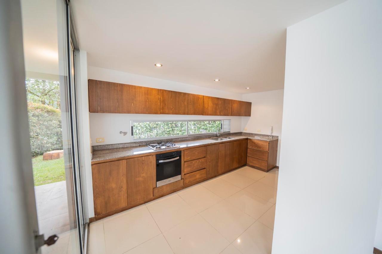 3BR House in Santa Elena (165 m²) - 4